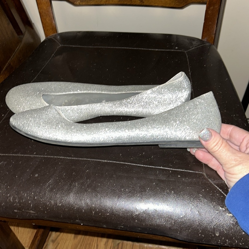 Prom shoe! Womens 11 silver sparkle flats lower east side - Picture 2 of 3
